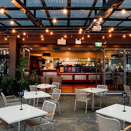 Clarendon Hotel Newcastle Bagian luar foto