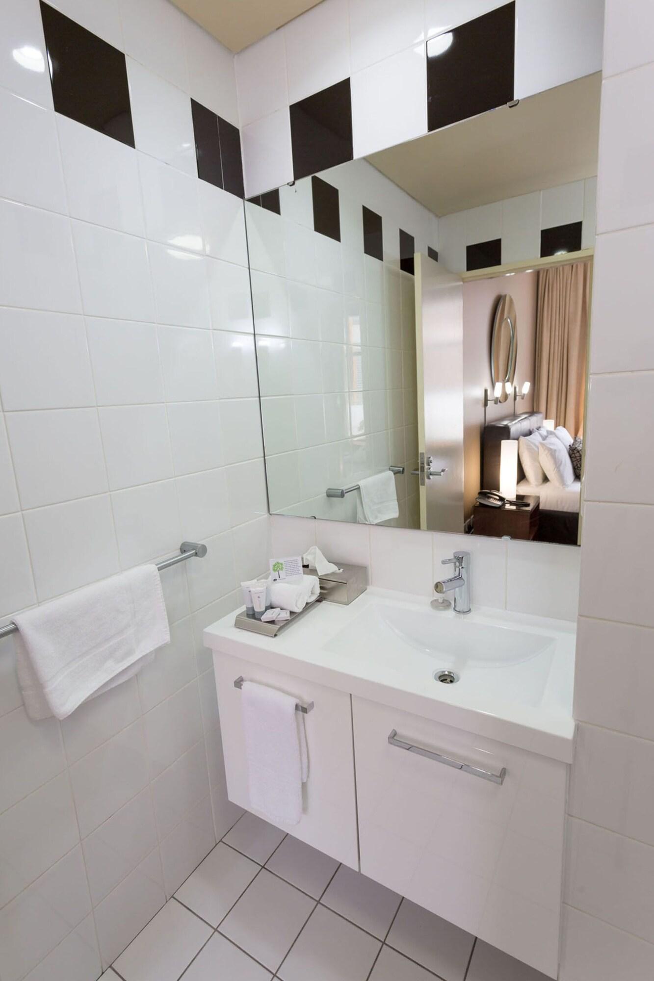 Clarendon Hotel Newcastle Bagian luar foto